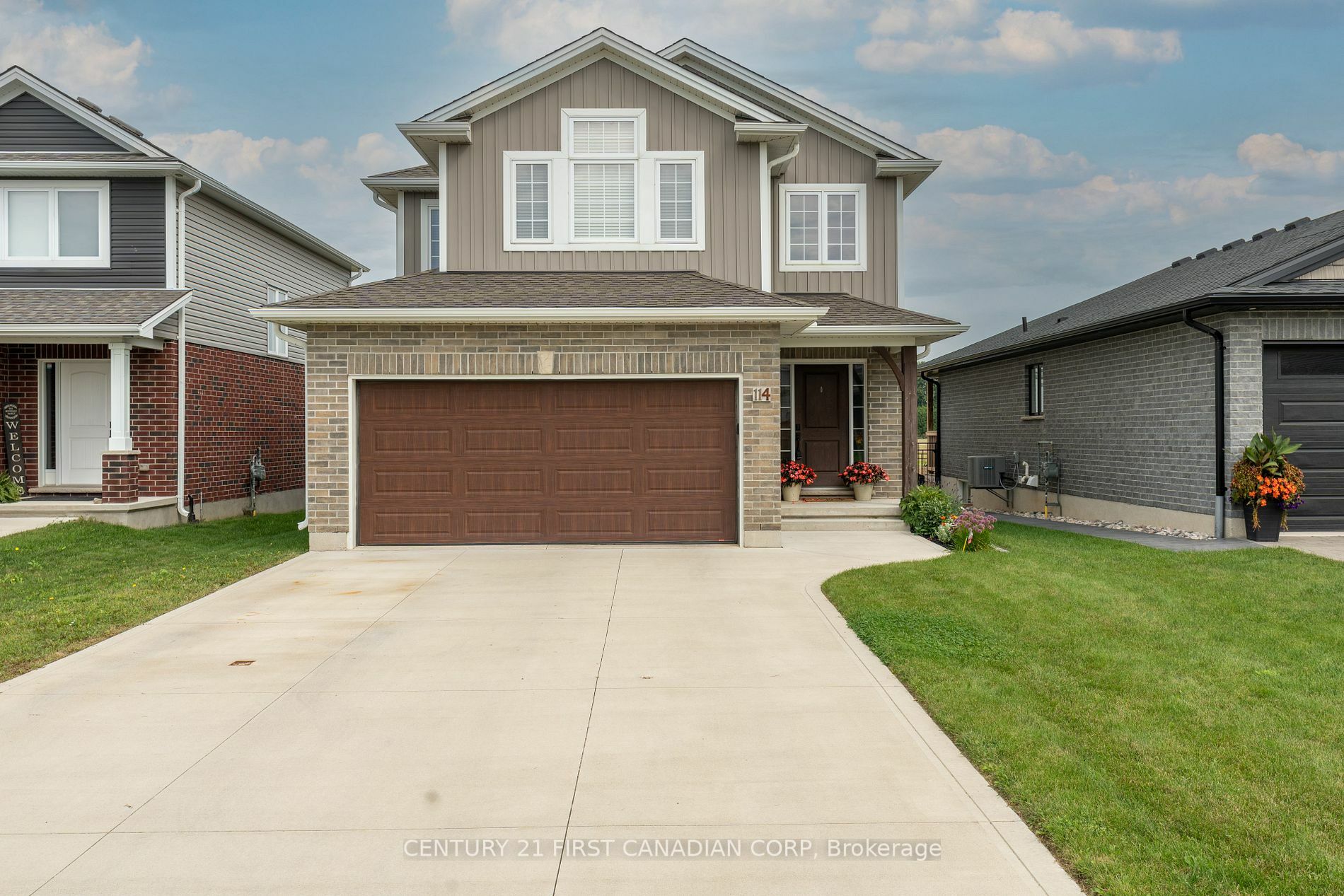 114 Gilmour Dr  Lucan Biddulph ON N0M 2J0 photo