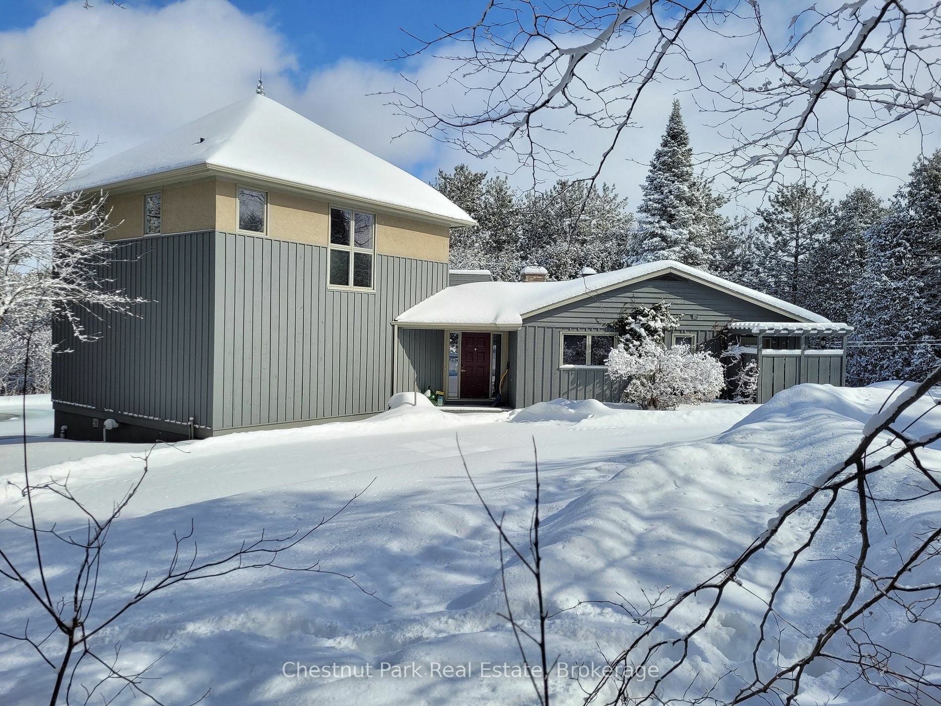 Property Photo:  8444 21/22 Nottawasaga Sdrd  ON L0M 1H0 