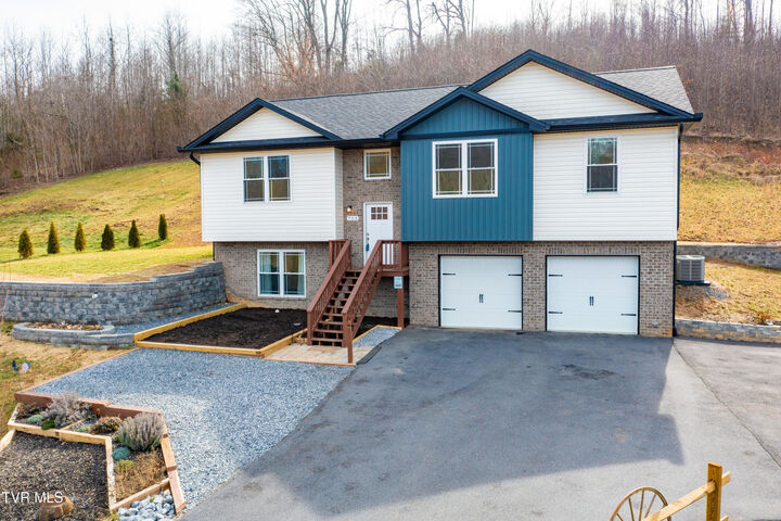 Property Photo: 723 Central Heights Road TN 37617