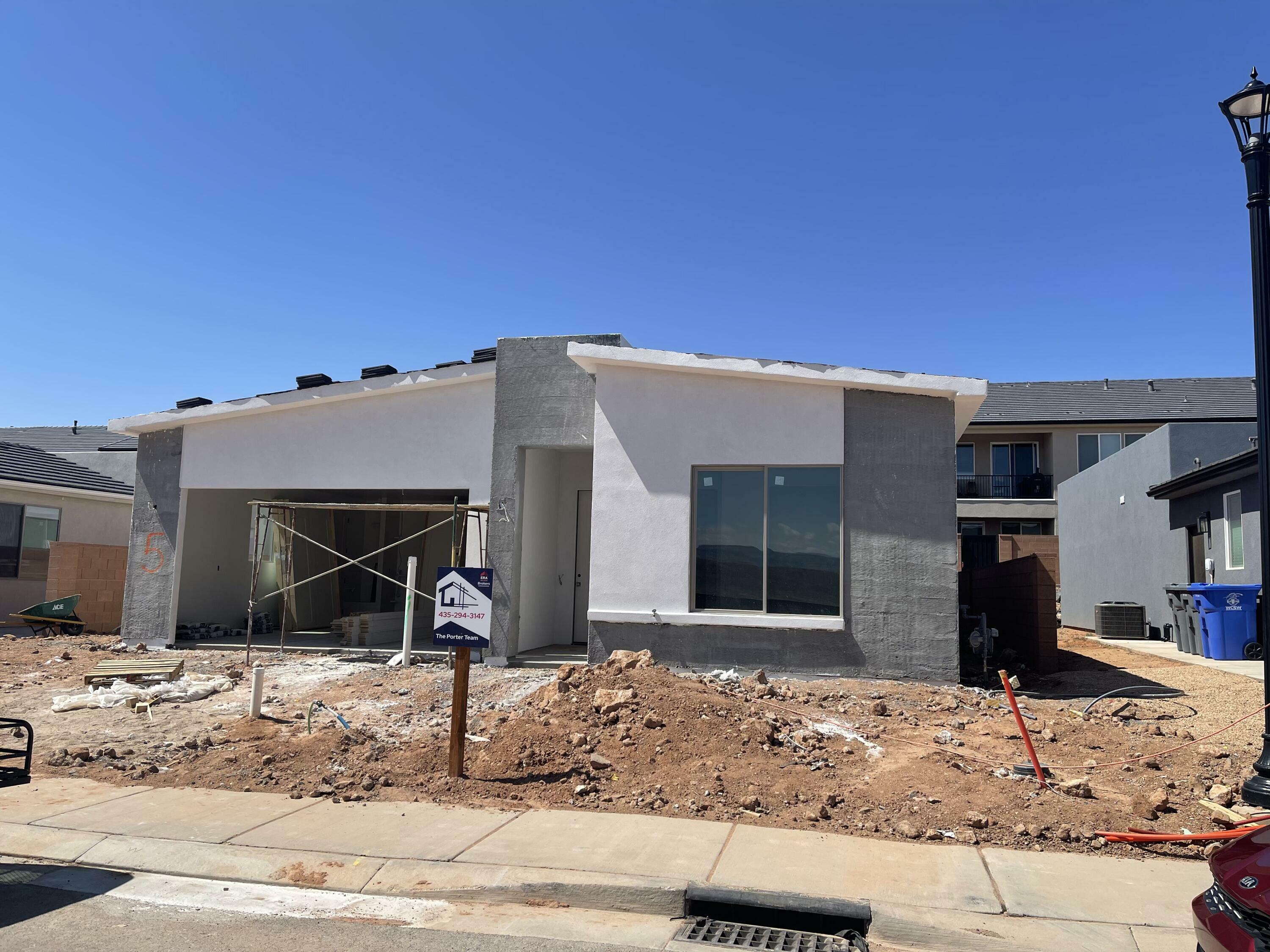 Property Photo: 2129 W 320 S UT 84737
