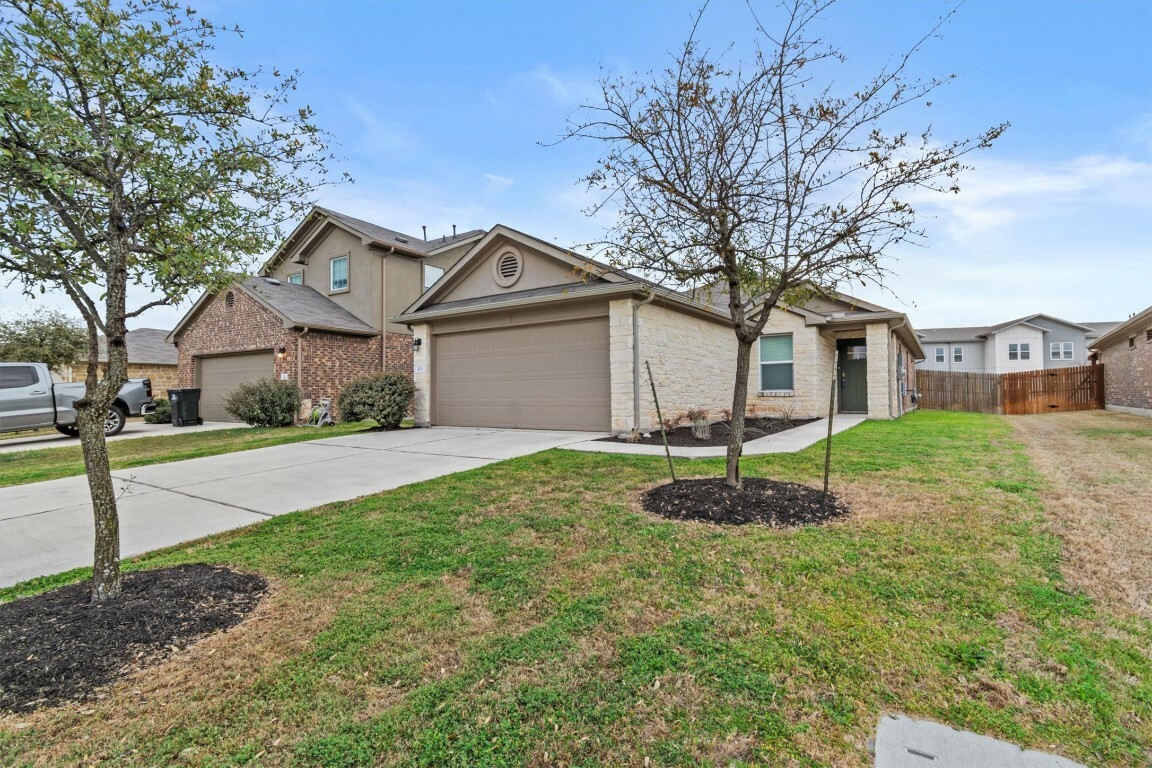 Property Photo:  433 Dubina Avenue  TX 78626 