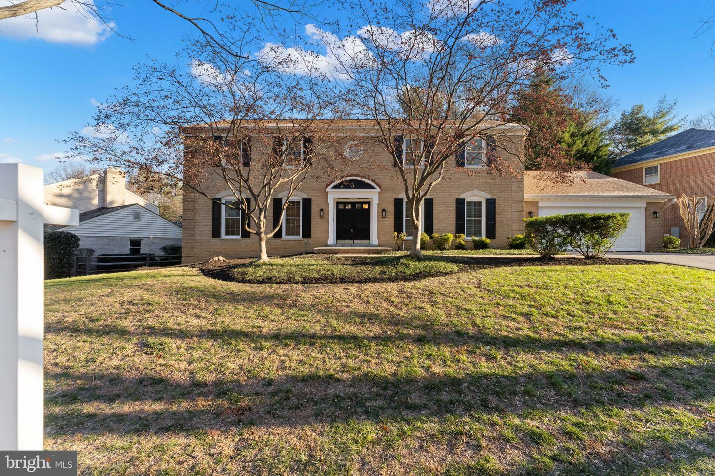 Property Photo:  11005 Earlsgate Lane  MD 20852 