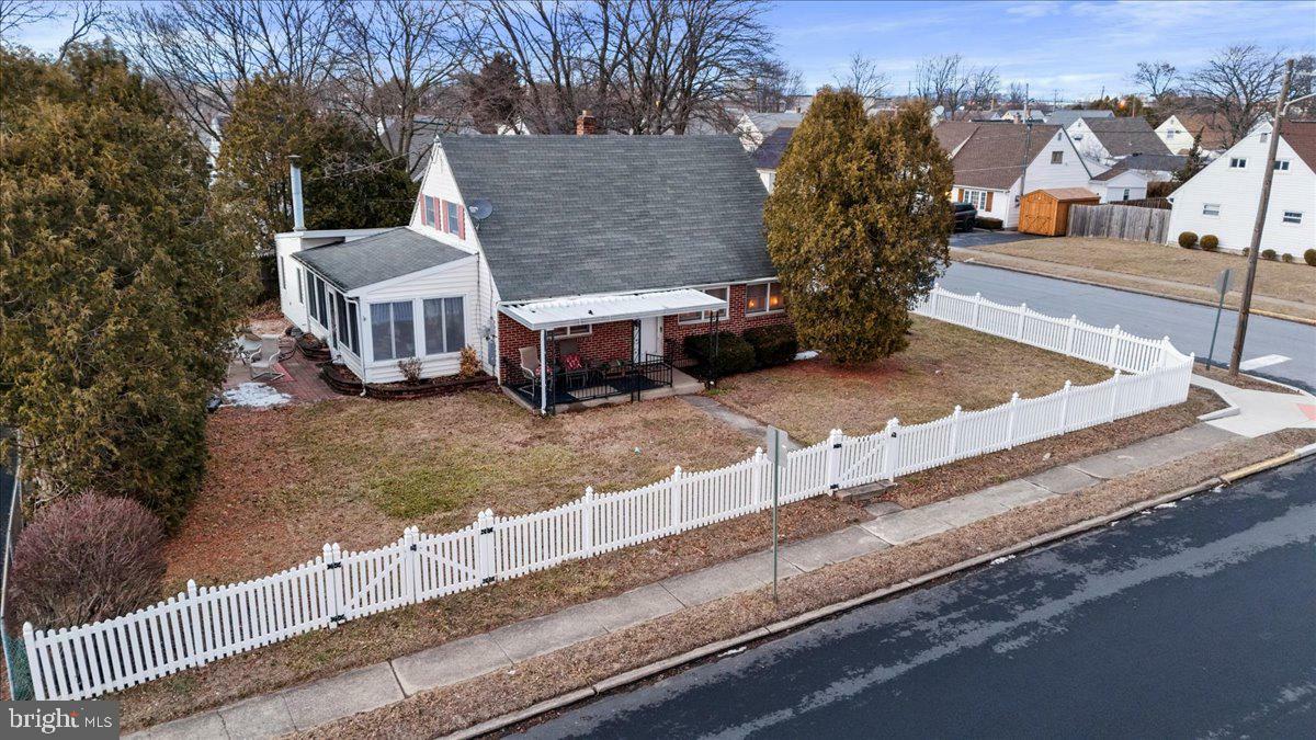 Property Photo:  709 Tuckerton Avenue  PA 19560 