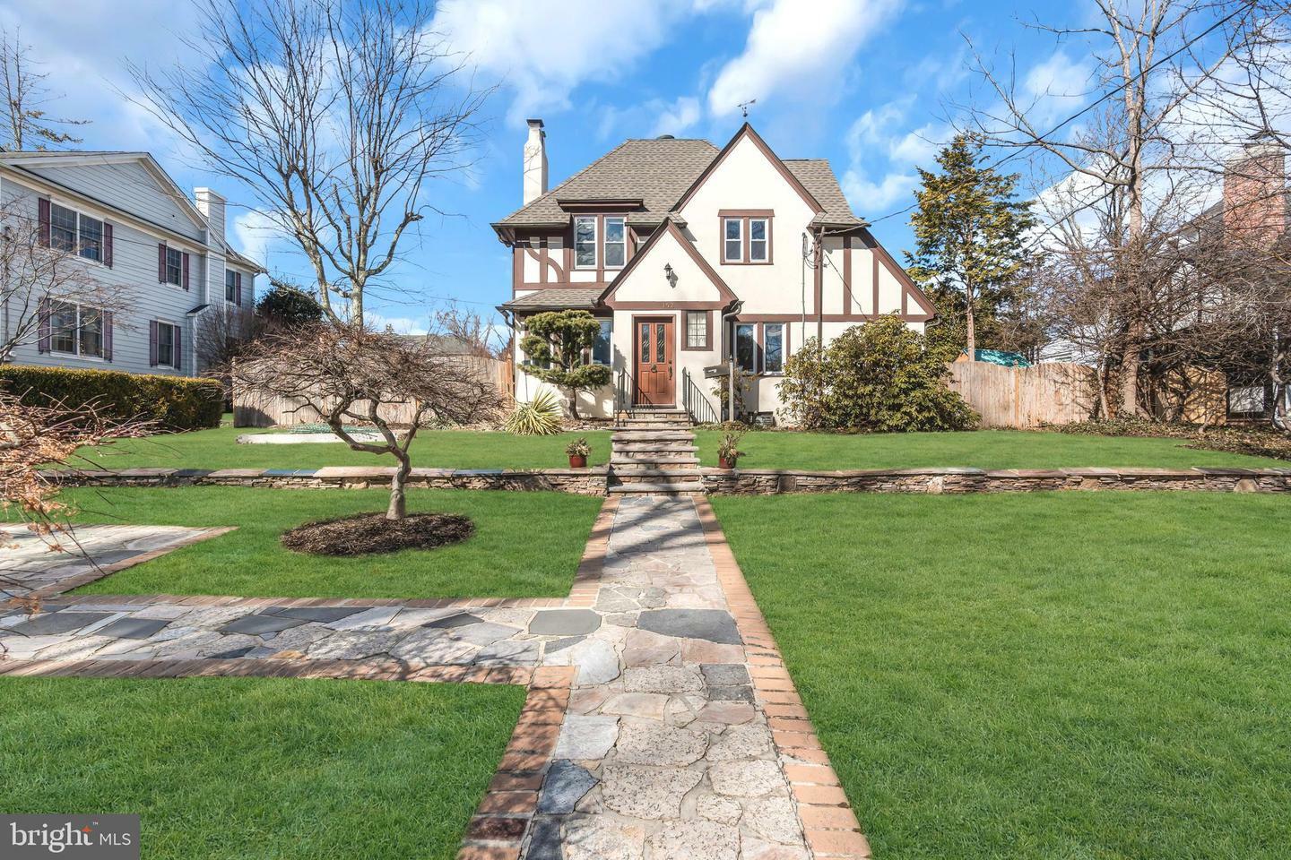 Property Photo:  152 Terhune Road  NJ 08540 