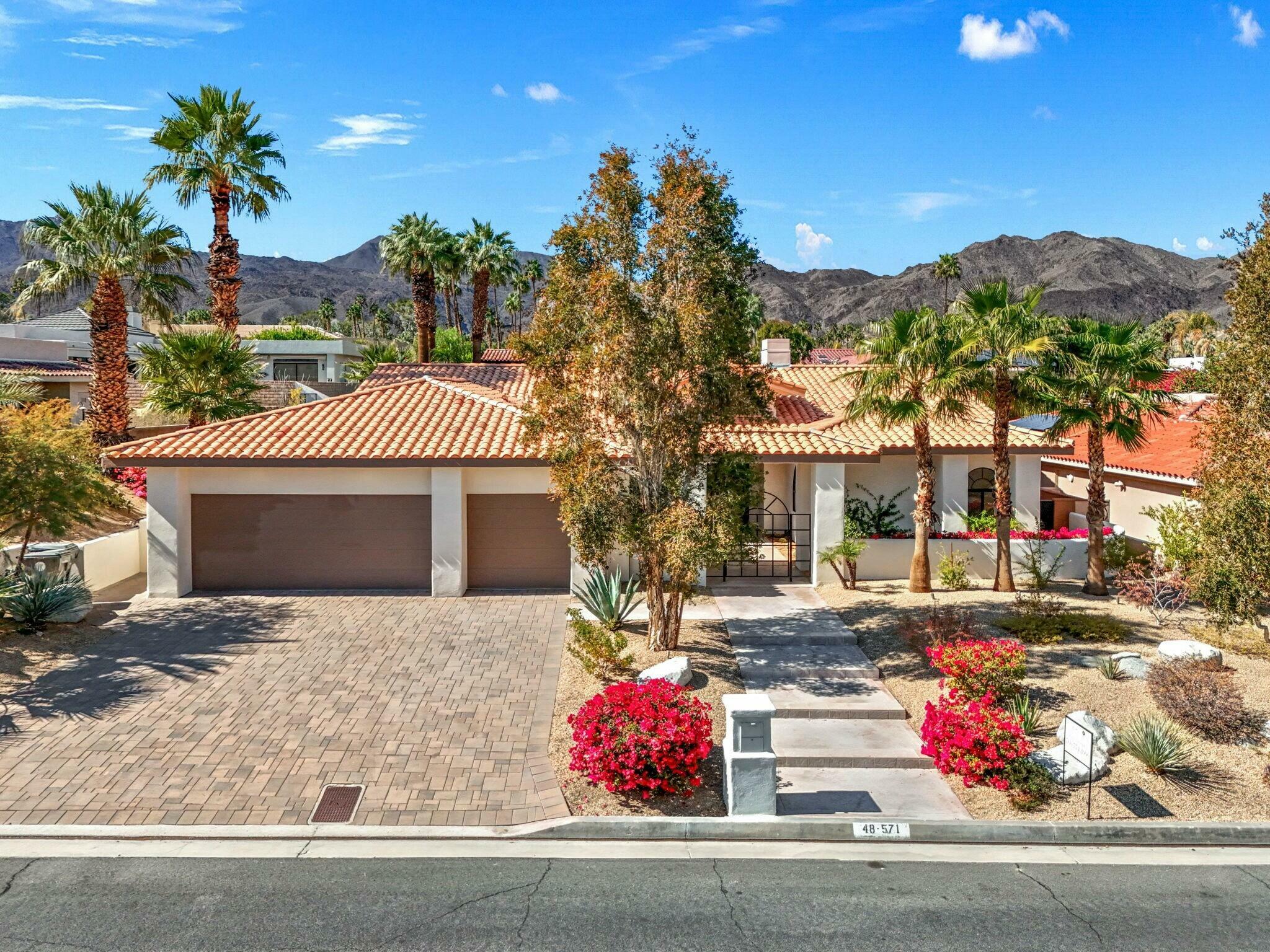 48571 N View Drive  Palm Desert CA 92260 photo