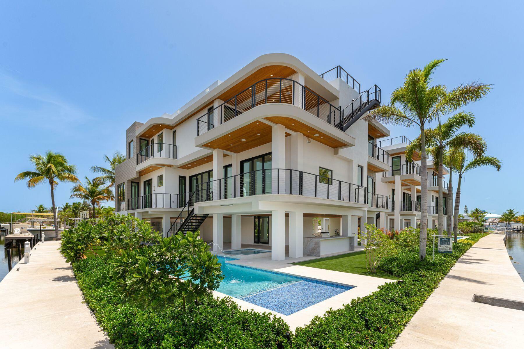 Property Photo:  301 Buttonwood Circle B  FL 33037 