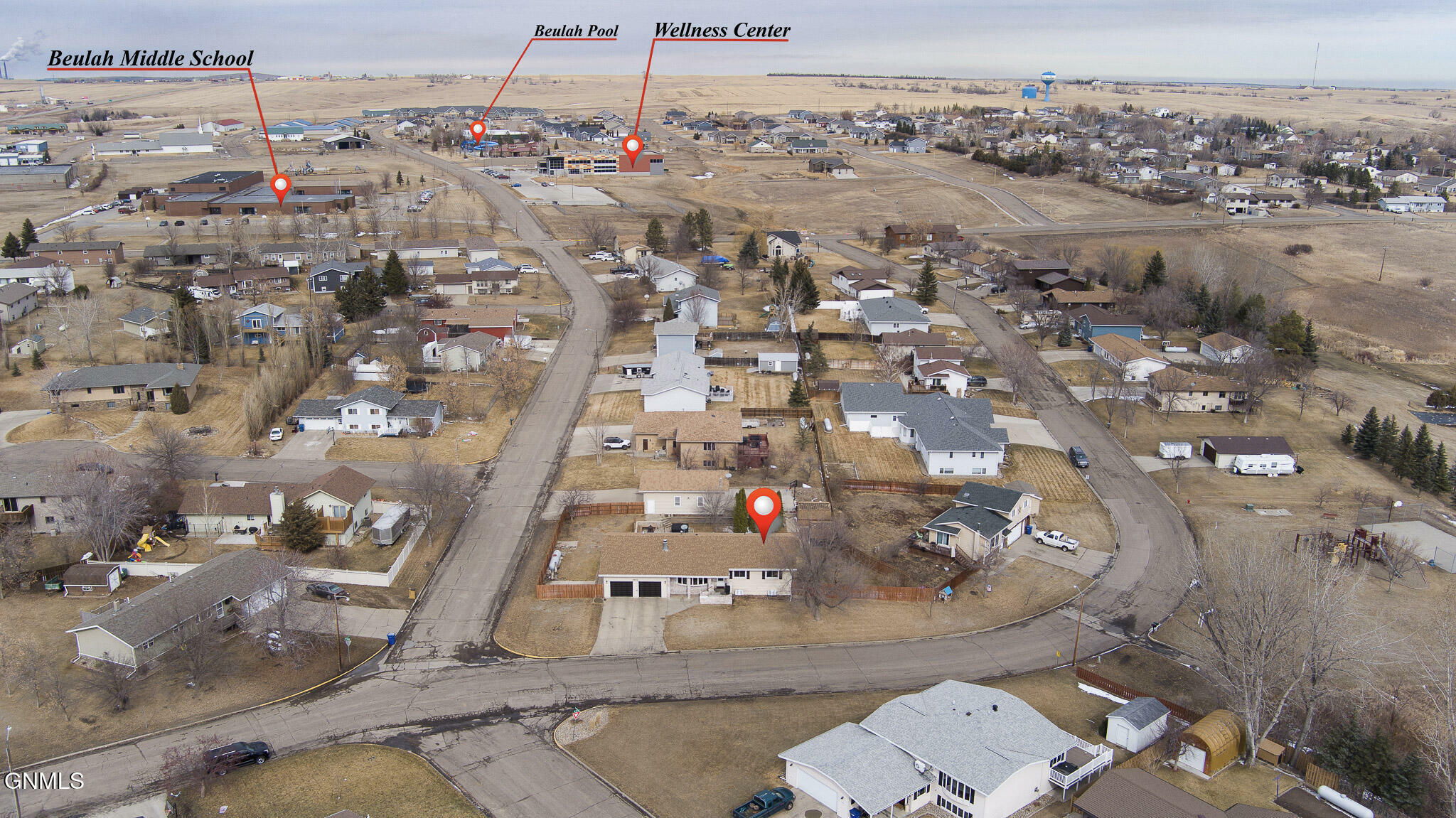 Property Photo:  1401 1st Avenue NE  ND 58523 