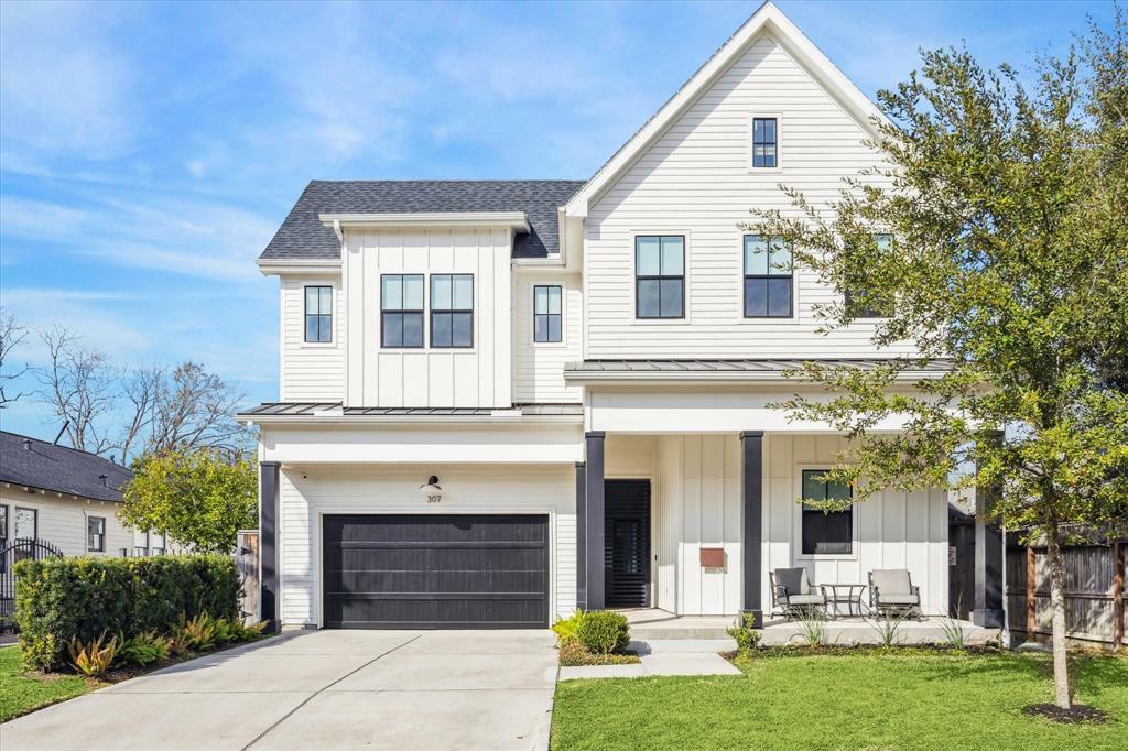 307 Aurora Street  Houston TX 77008 photo