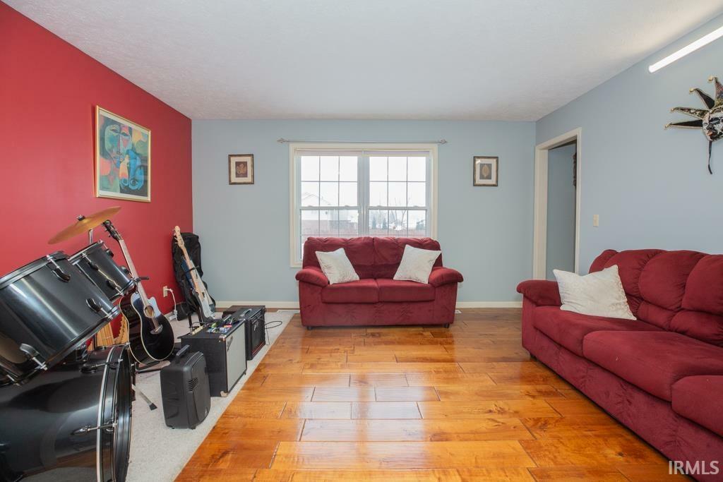 Property Photo:  8929 Southport Drive  IN 47711-1064 