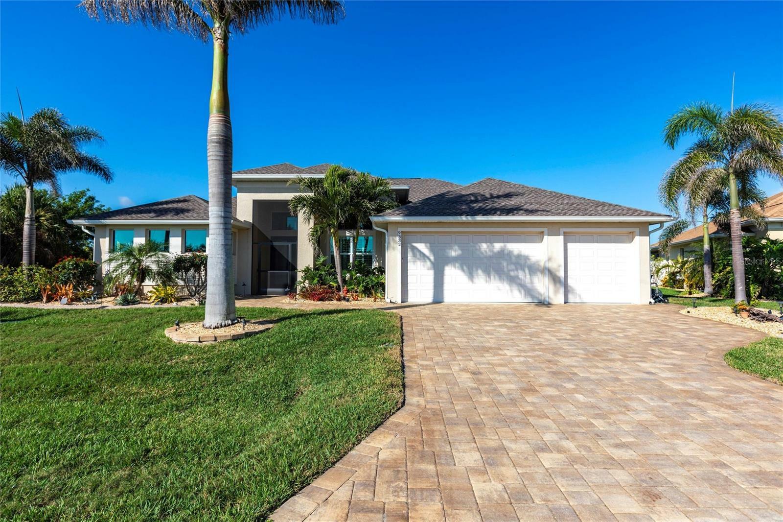 Property Photo:  9332 Miami Circle  FL 33981 