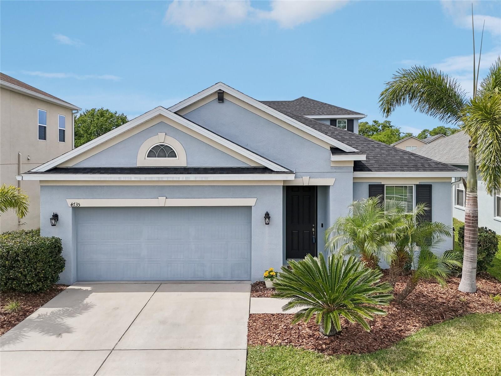 Property Photo: 4735 Rolling Green Drive FL 33543