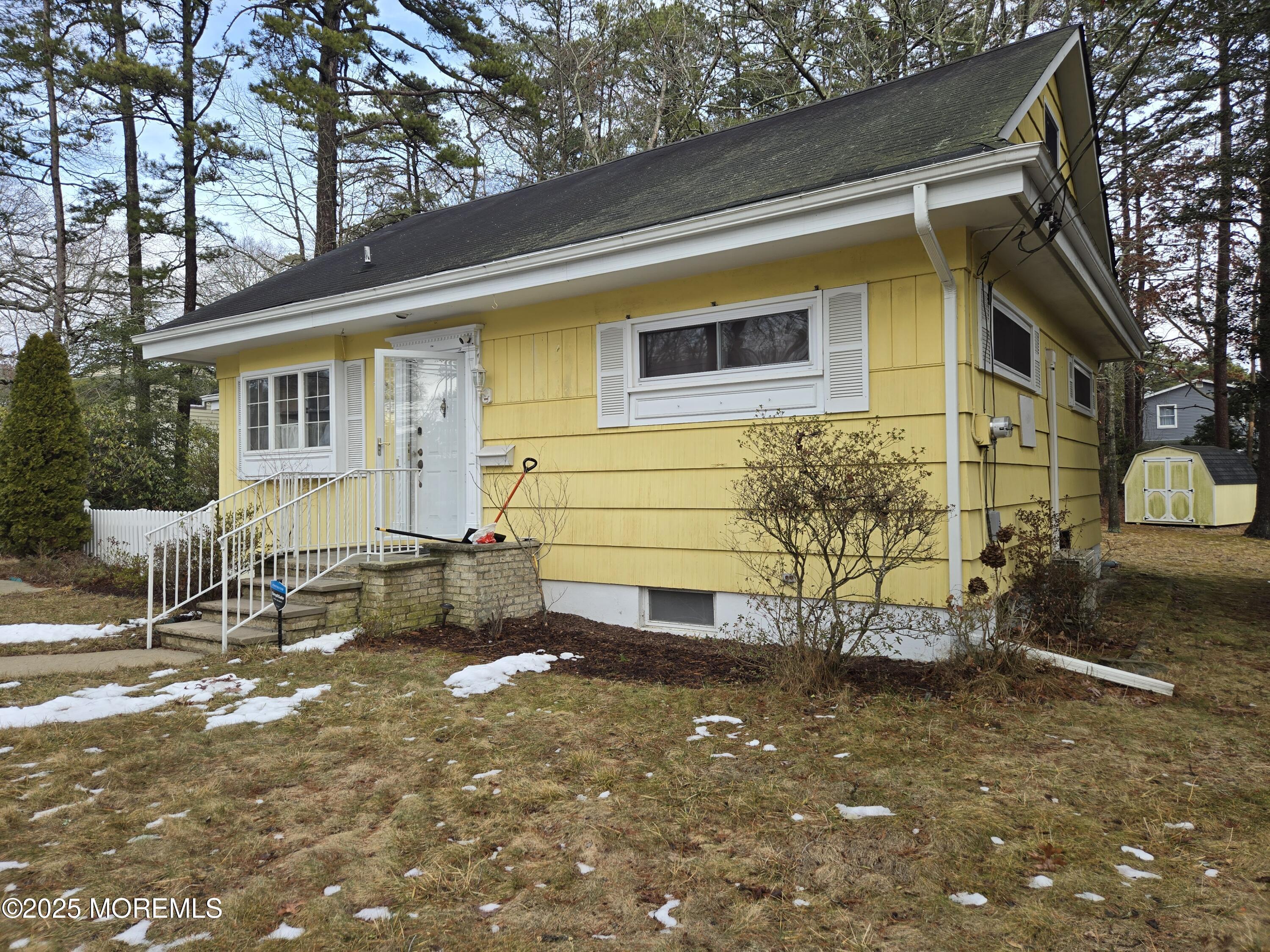 Property Photo:  233 Bayview Drive  NJ 08201 