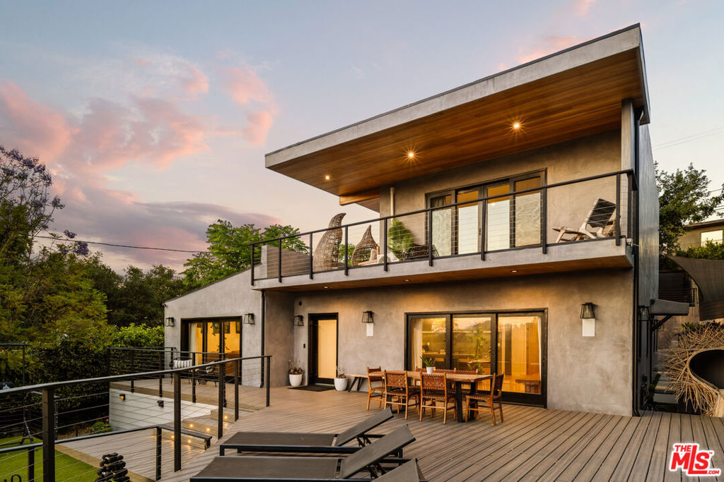 3936 Farley Court  Studio City CA 91604 photo
