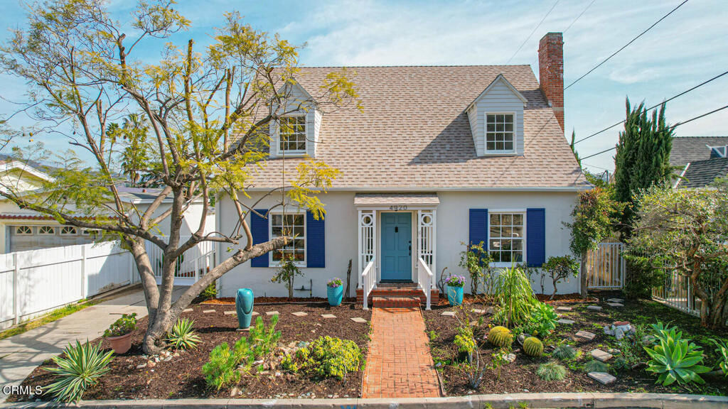 Property Photo: 4920 College View Avenue CA 90041