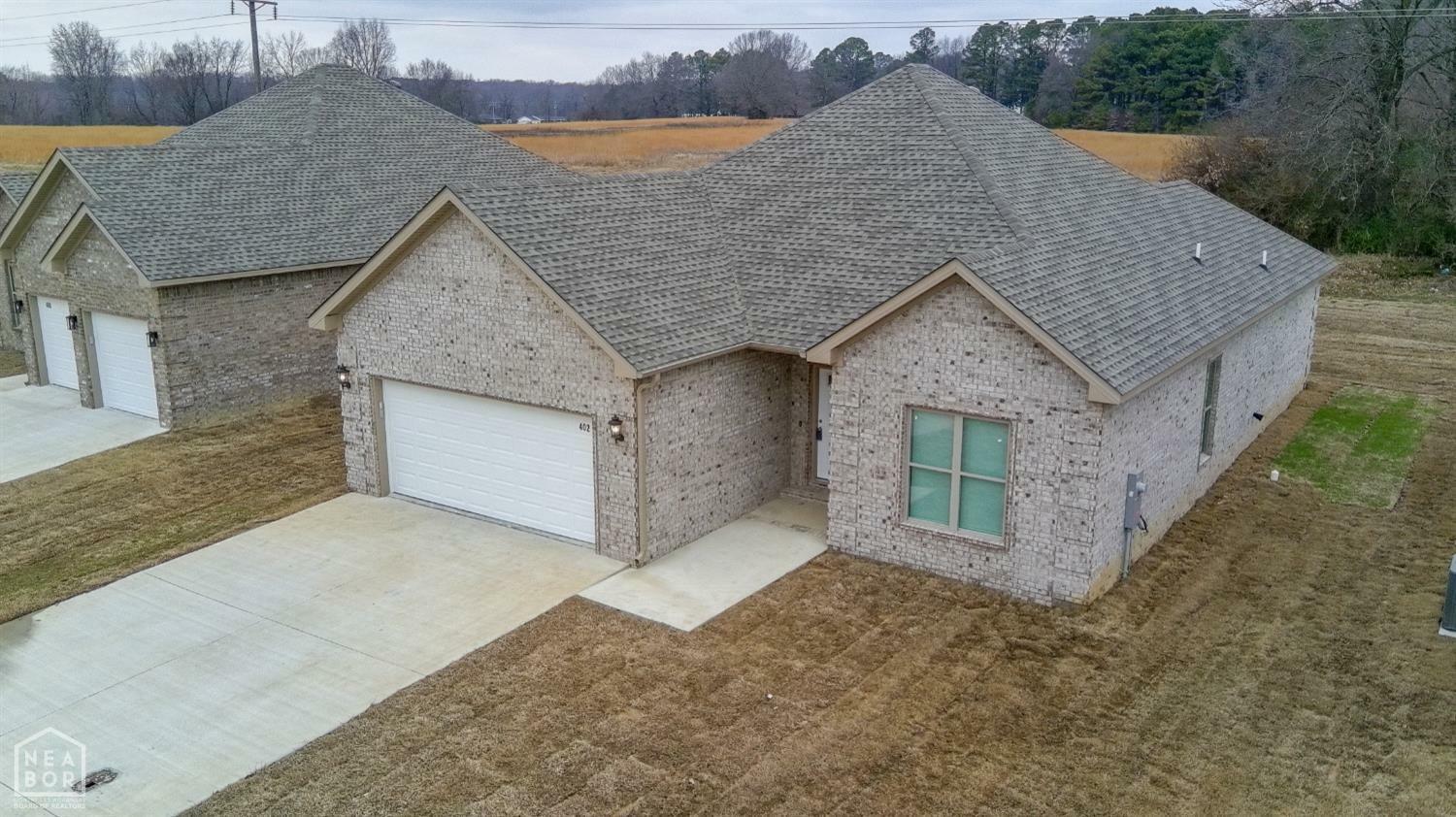 Property Photo:  402 Everett Lane  AR 72404 