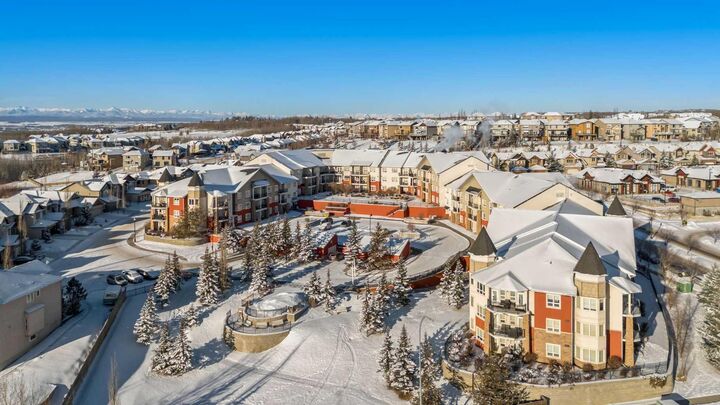 26 Val Gardena View SW 202  Calgary AB T3H 5Z5 photo