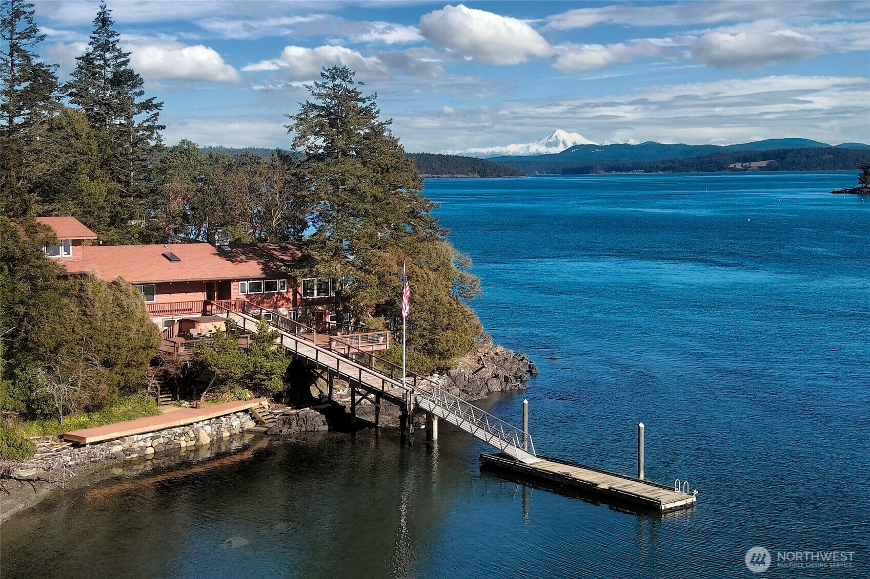 Property Photo: 15 Brown Island WA 98250