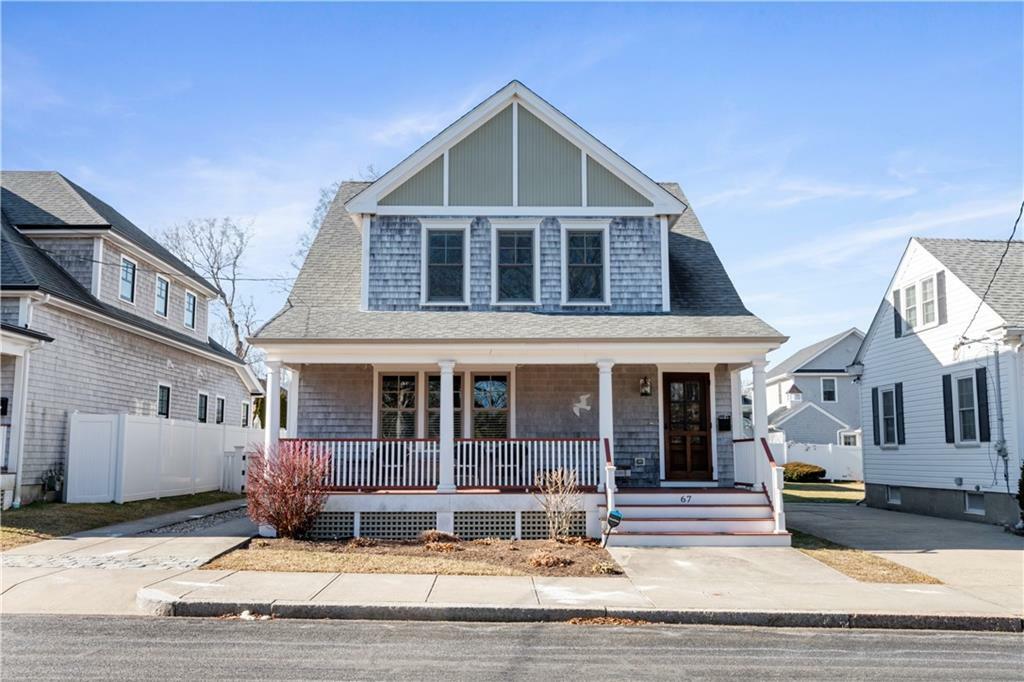 Property Photo:  67 Caswell Street  RI 02882 