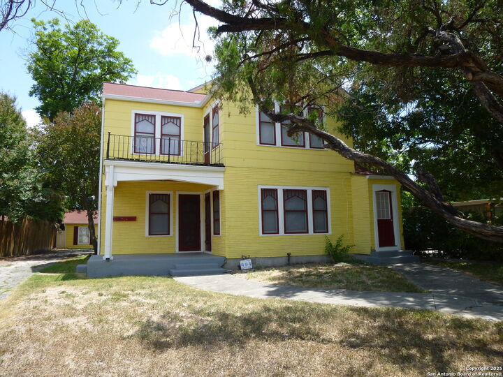 Property Photo:  404 Donaldson Ave  TX 78201 