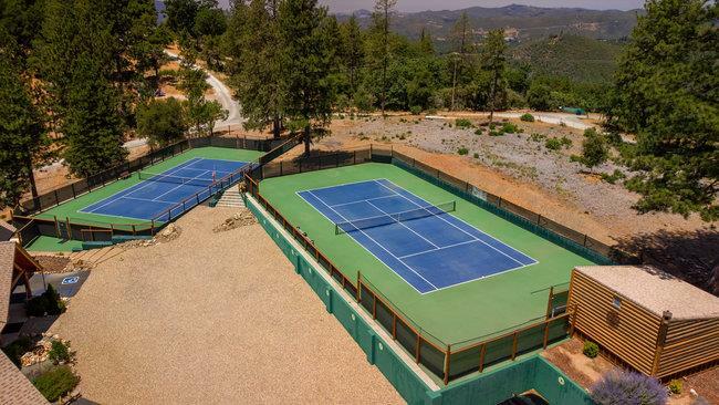 Property Photo: 2081 Ponderosa Way CA 95247