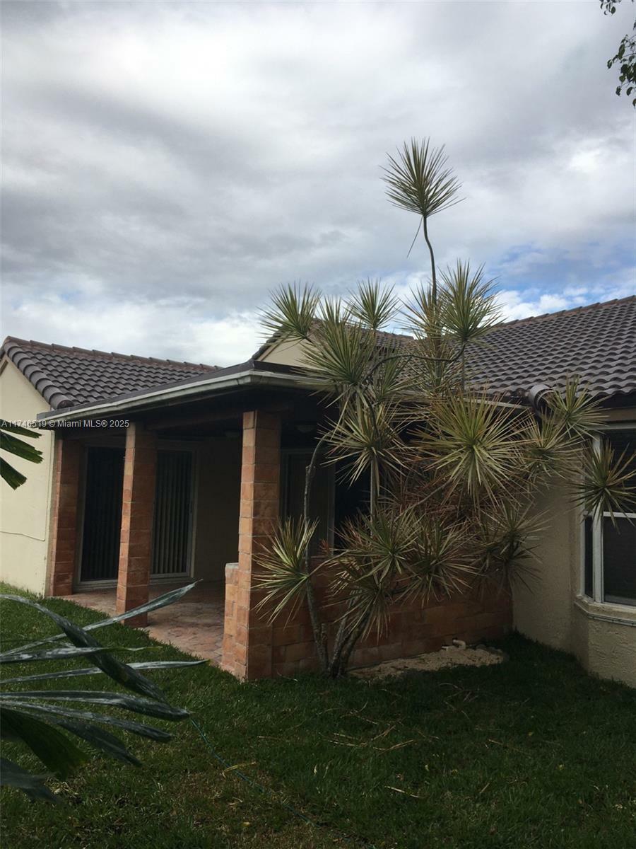 Property Photo:  15980 SW 72nd Ter  FL 33193 