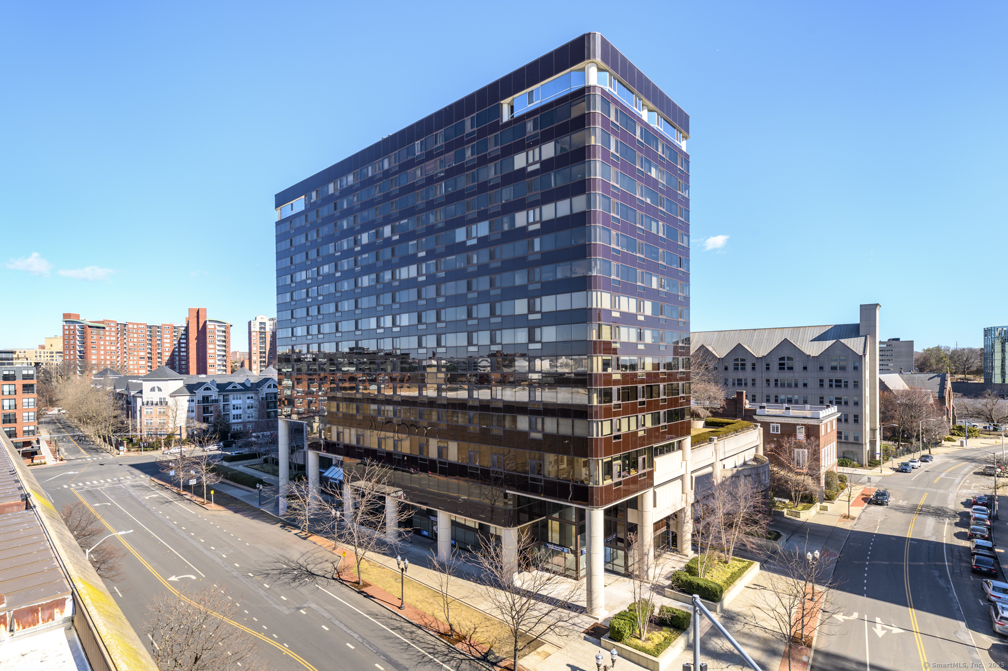 127 Greyrock Place Apt 1409  Stamford CT 06901 photo