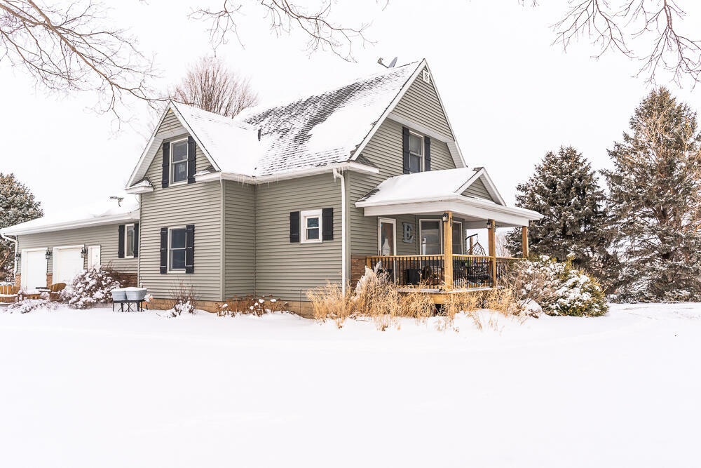 Property Photo:  1029 255th  Avenue  IA 51653 