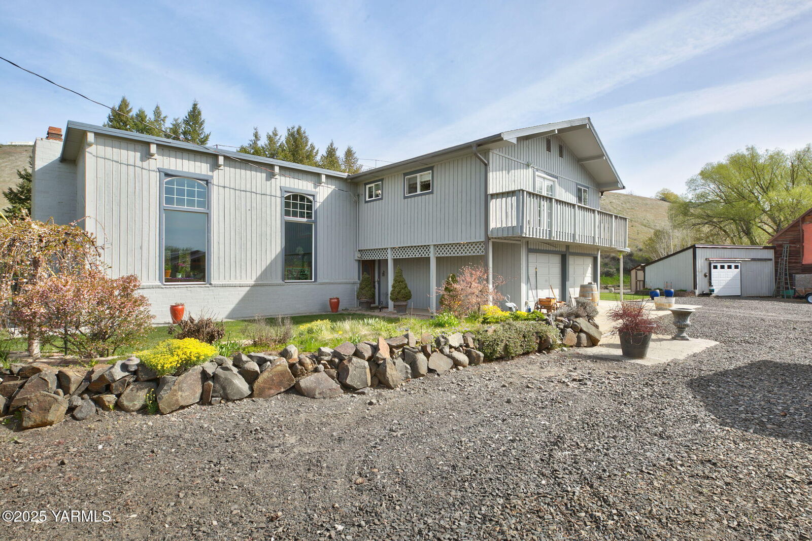 Property Photo:  13907 Wide Hollow Rd  WA 98908 