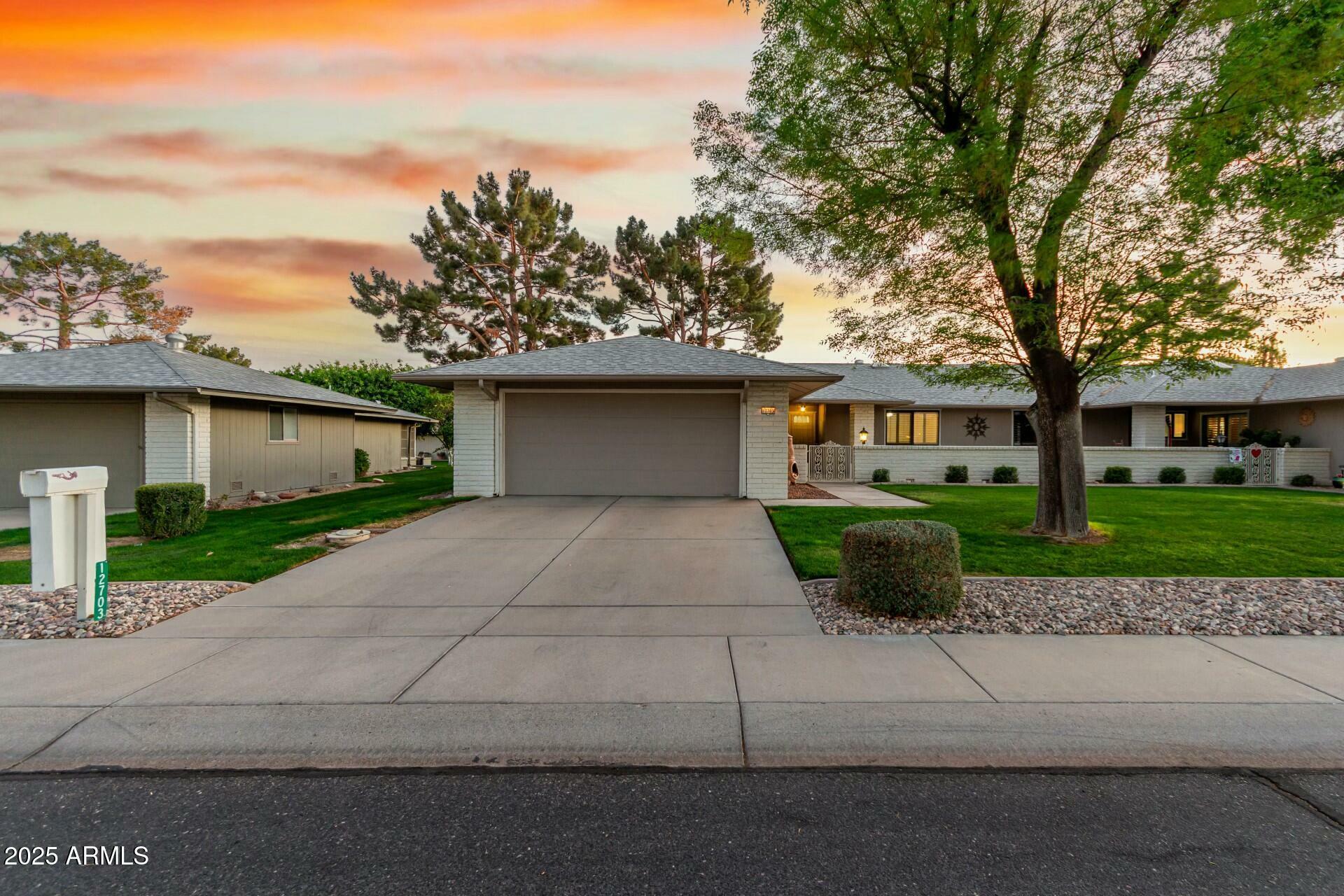 Property Photo:  12703 W Shadow Hills Drive  AZ 85375 