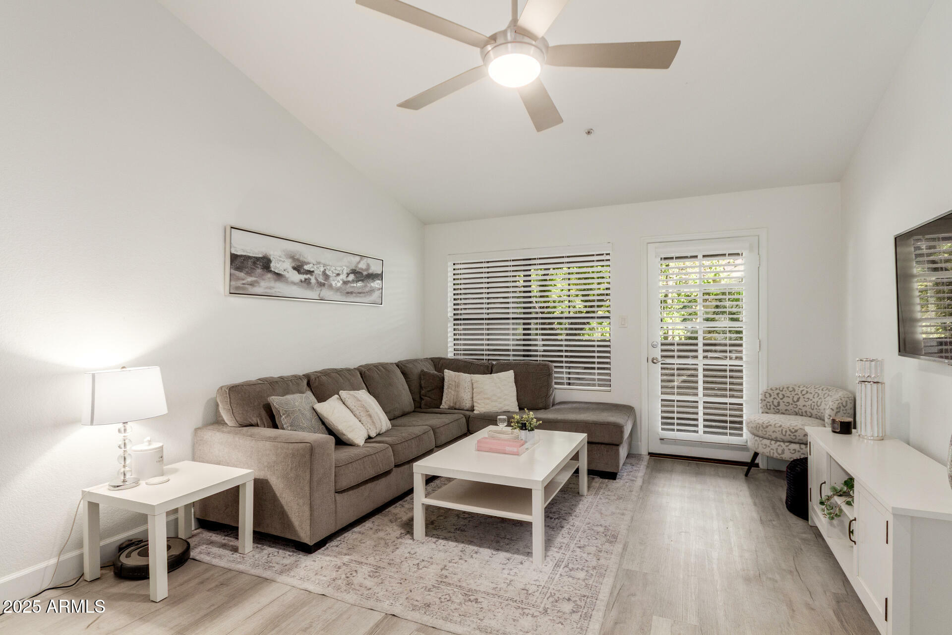 Property Photo: 6885 E Cochise Road 235 AZ 85253