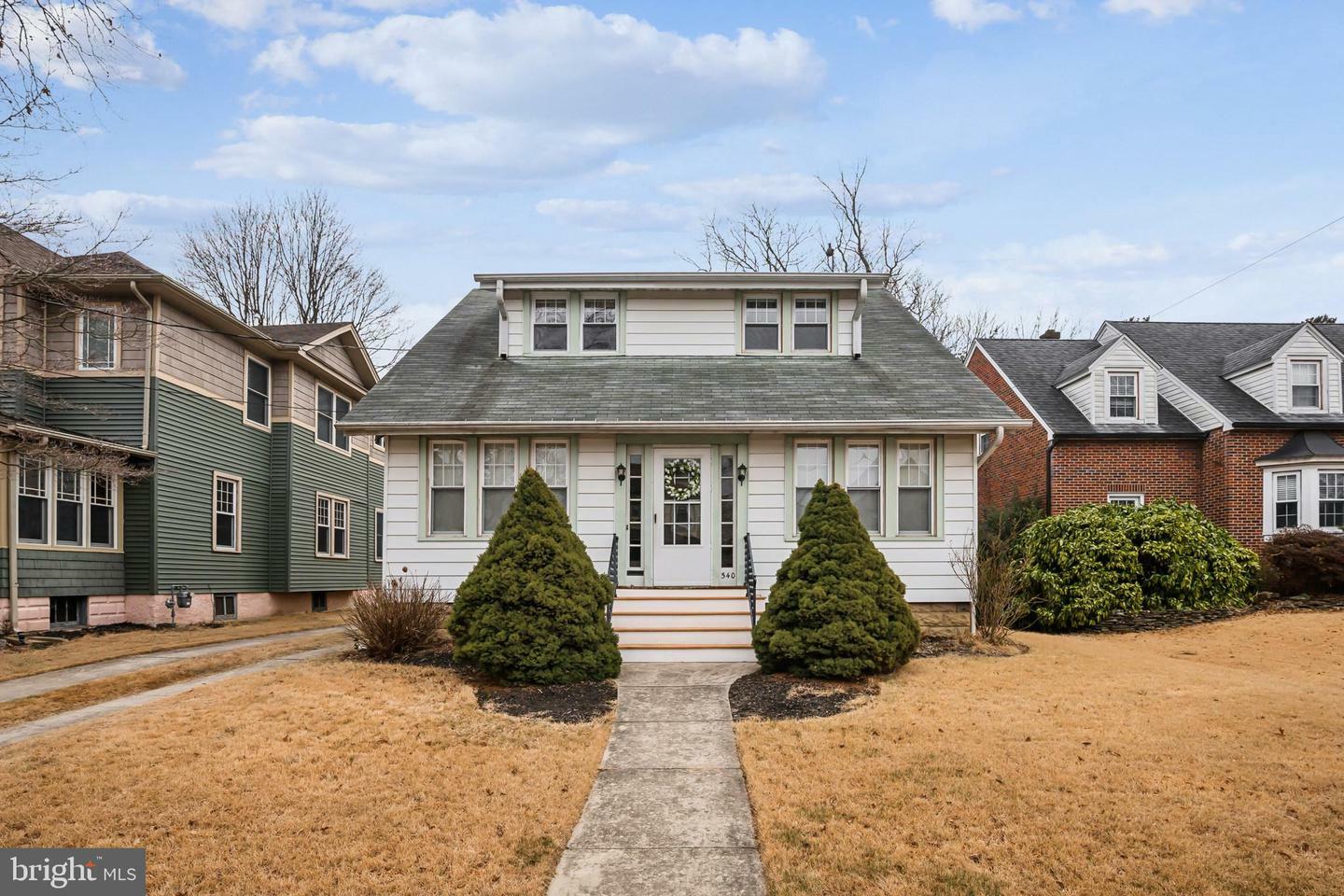 Property Photo:  340 W Graisbury Avenue  NJ 08106 