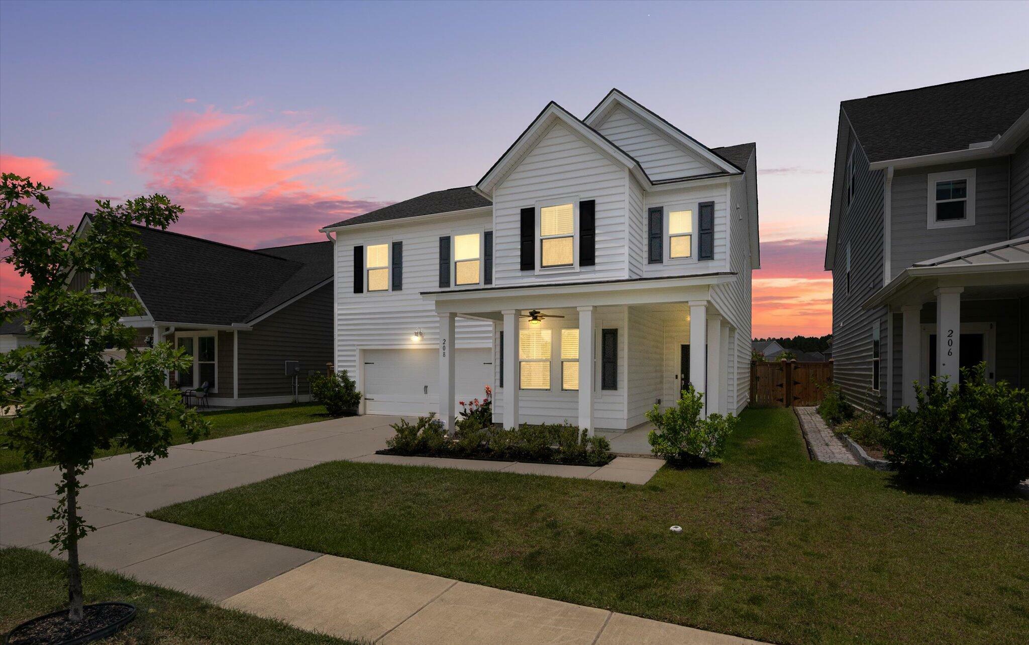 Property Photo:  208 Evergreen Avenue  SC 29485 