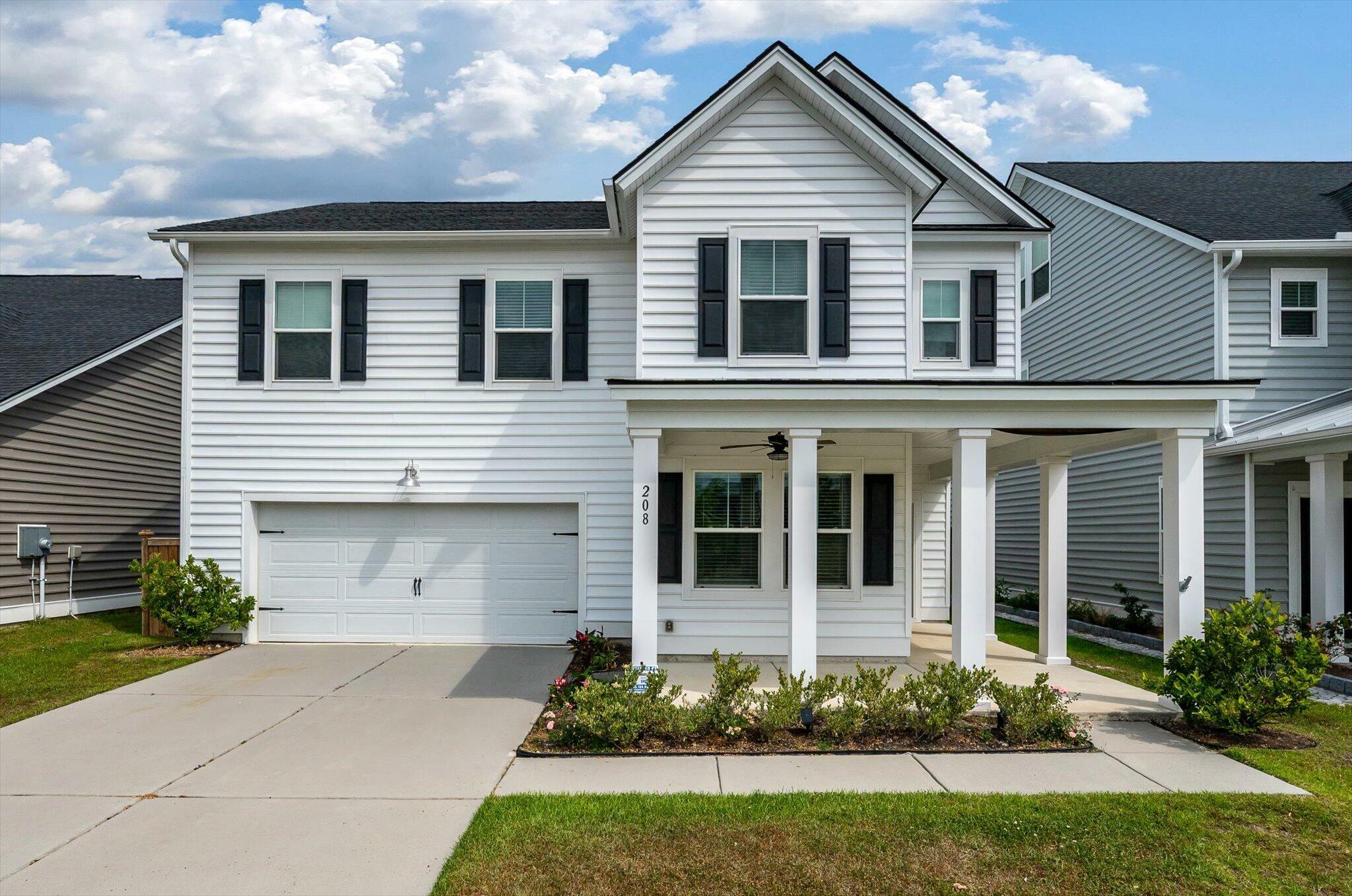 Property Photo: 208 Evergreen Avenue SC 29485