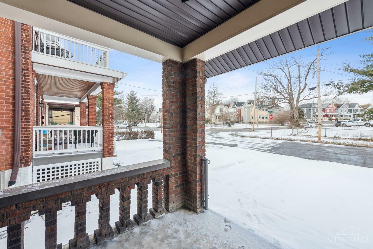 Property Photo:  2305 Morton Avenue  OH 45212 