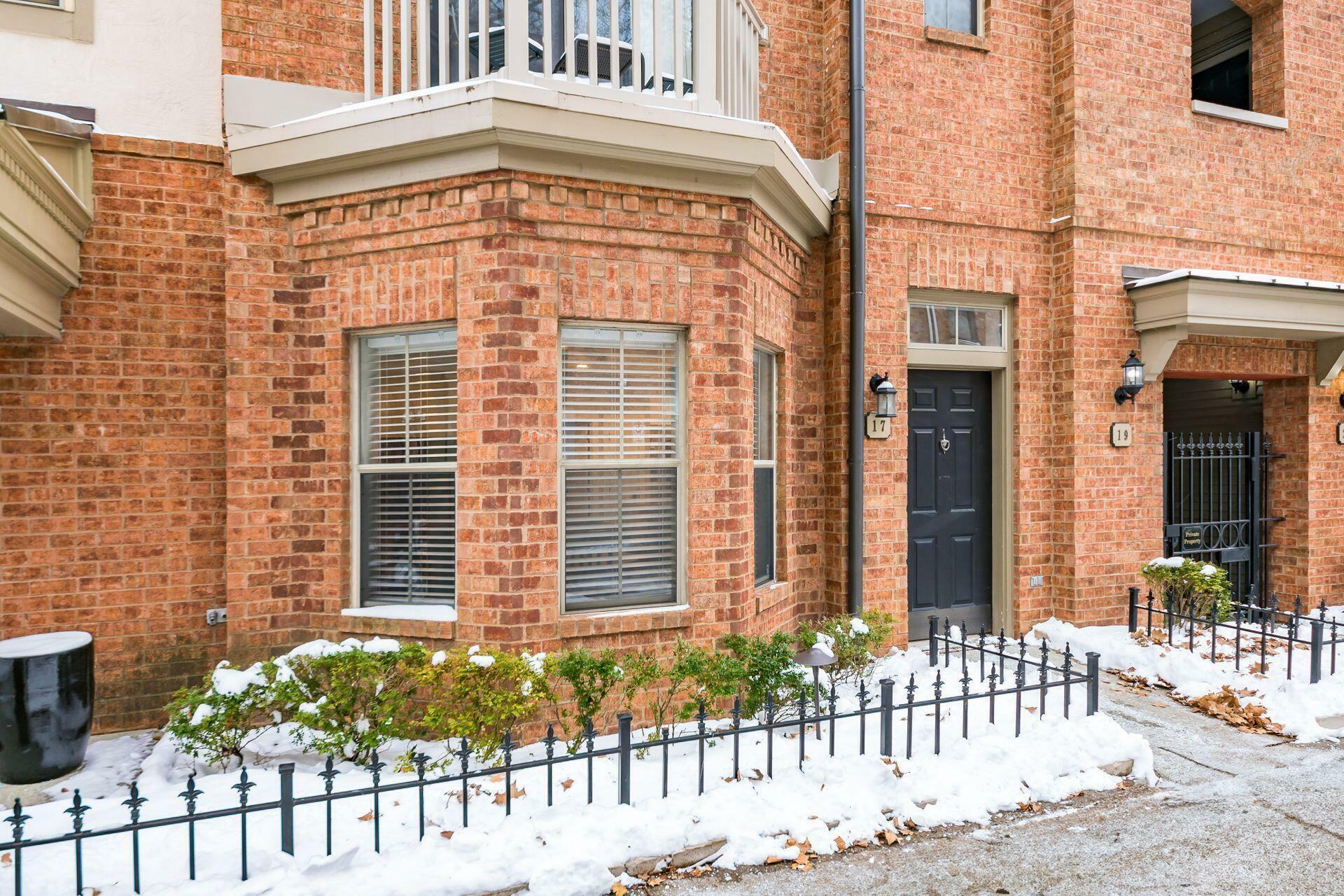 Property Photo:  17 W Lincoln Street  OH 43215 