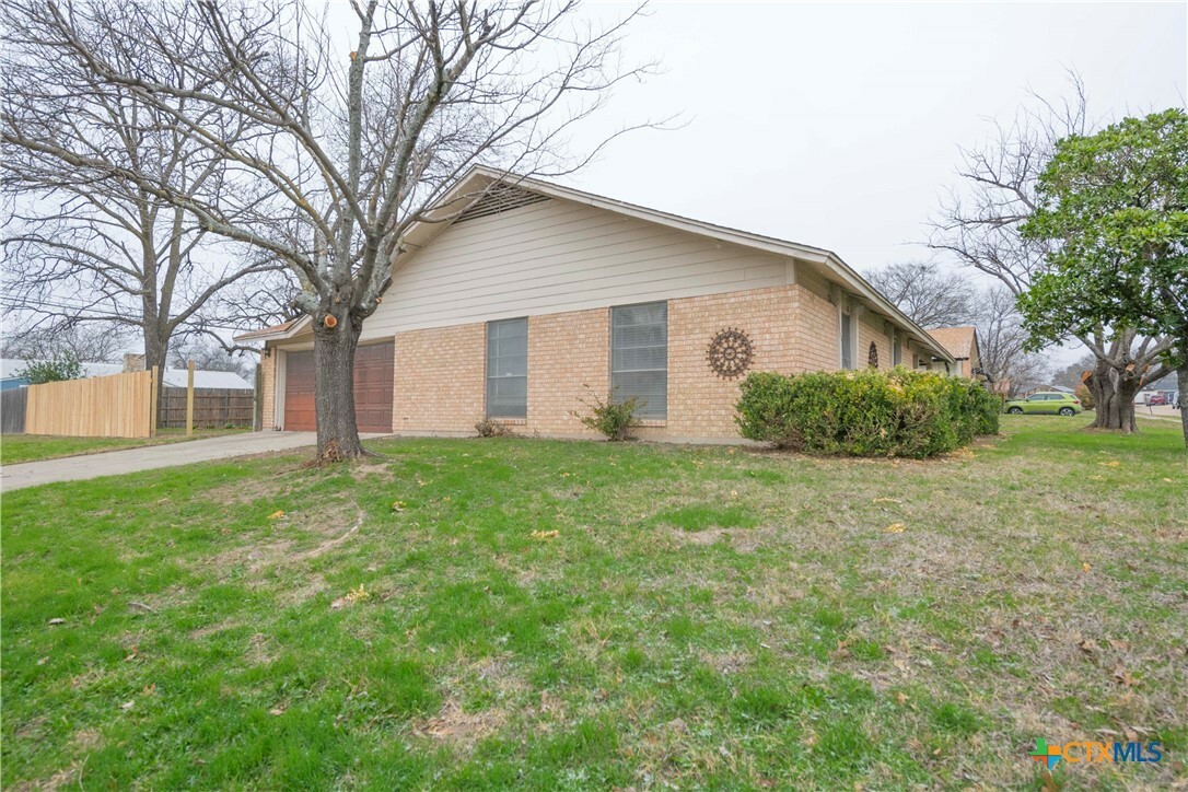 Property Photo:  2207 Grandon Circle  TX 76541 