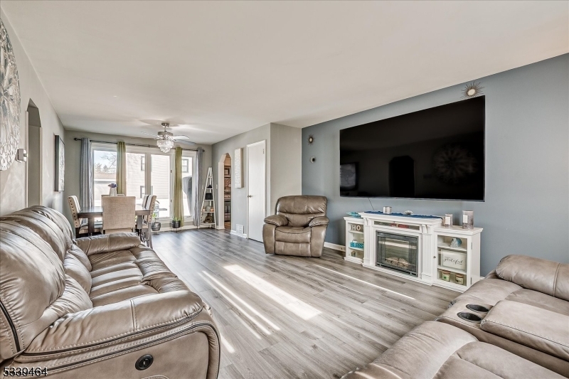 548 W 5th Ave  Roselle Boro NJ 07203 photo