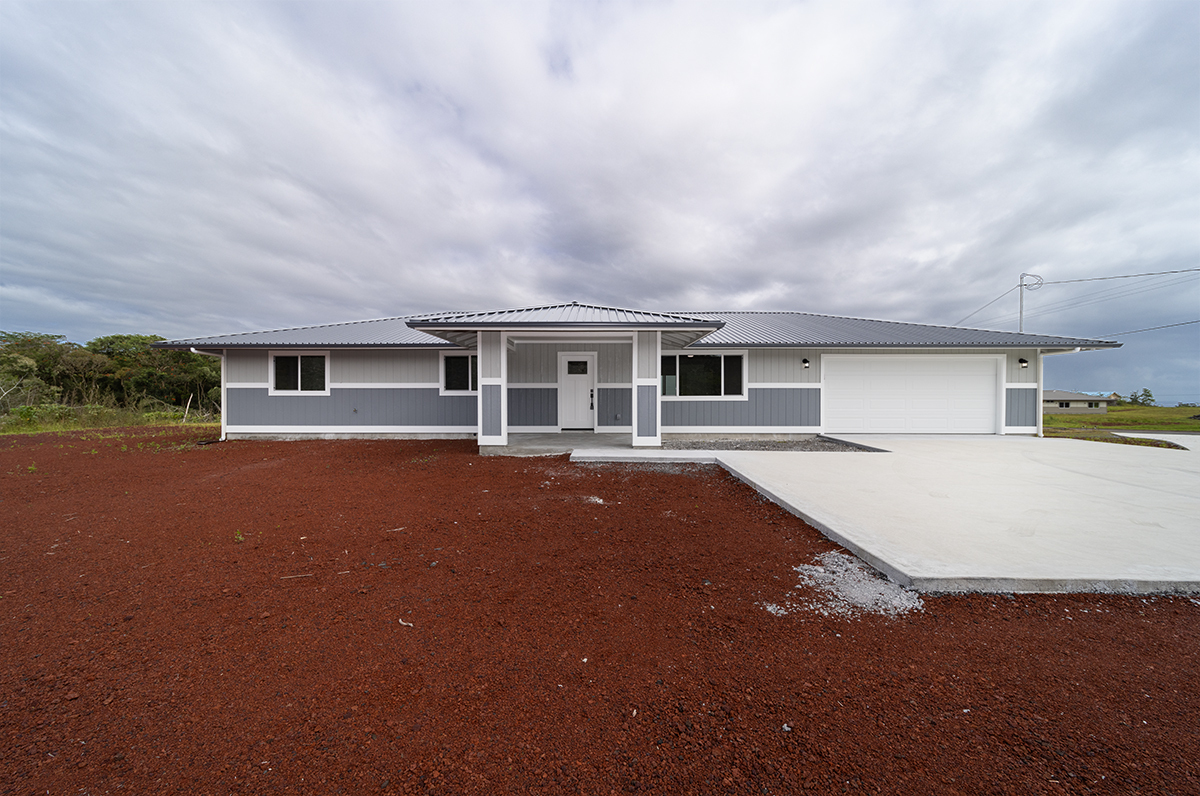 Property Photo: 2678 Kuku Street HI 96720