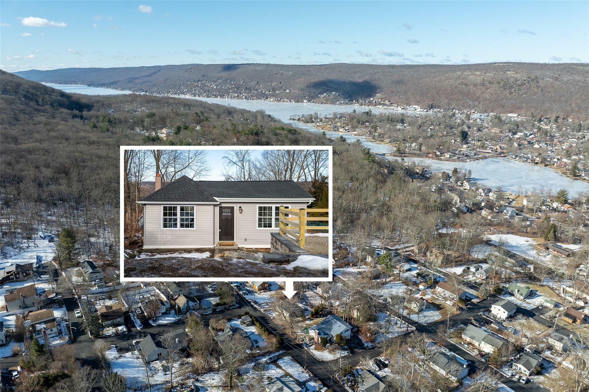 11 Oakwood Avenue  Greenwood Lake NY 10925 photo