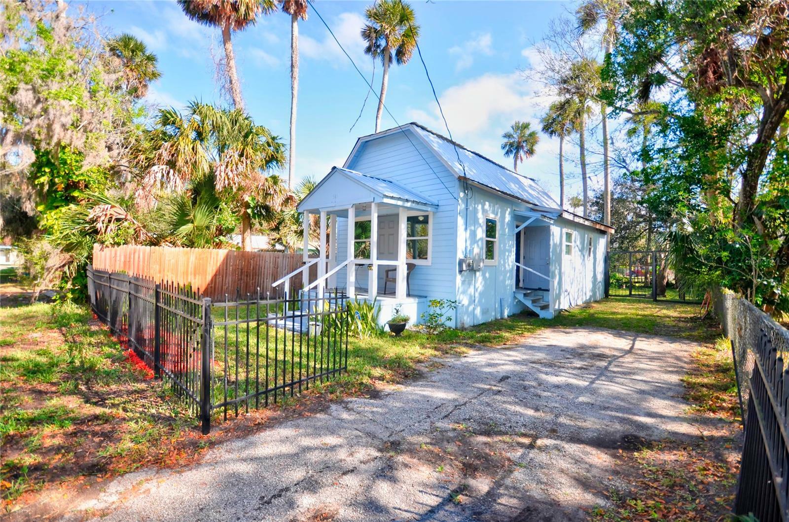 545 Cannon Street  Daytona Beach FL 32114 photo