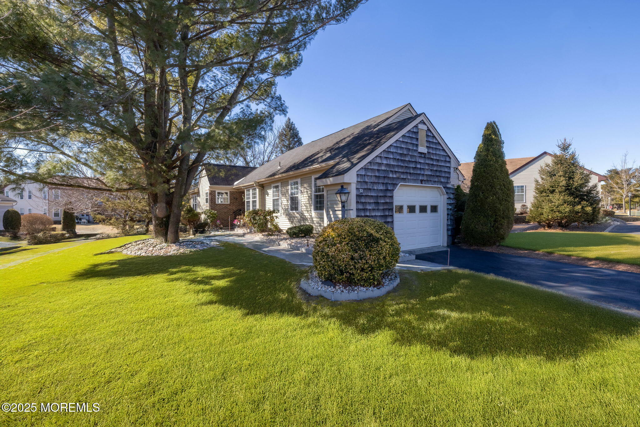 Property Photo:  32 George Washington Drive  NJ 08831 