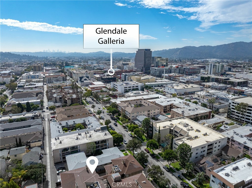 Property Photo: 336 N Louise Street 7 CA 91206