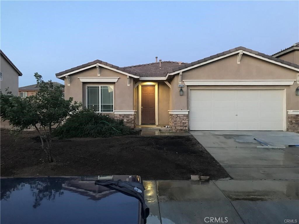 Property Photo:  44328 Dusky Willow Street  CA 93536 
