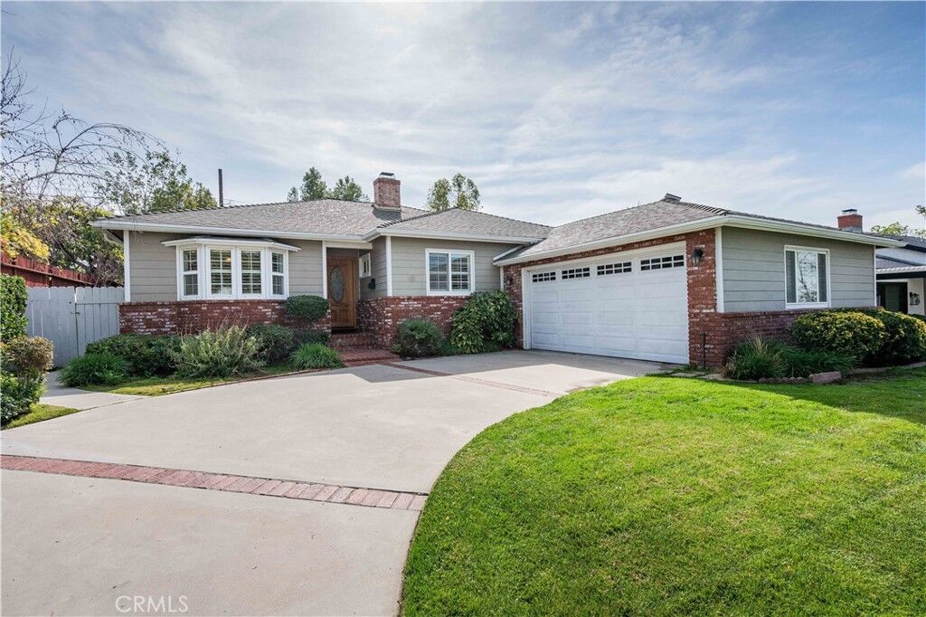 Property Photo:  612 Uclan Drive  CA 91504 