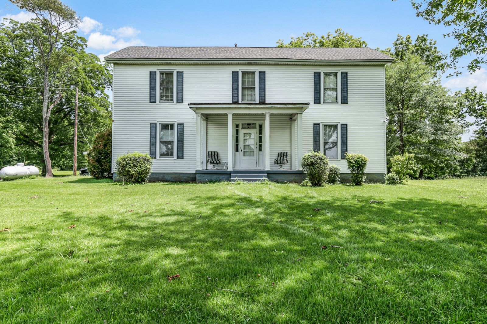 Property Photo: 670 Cotton Grove Rd TN 38305