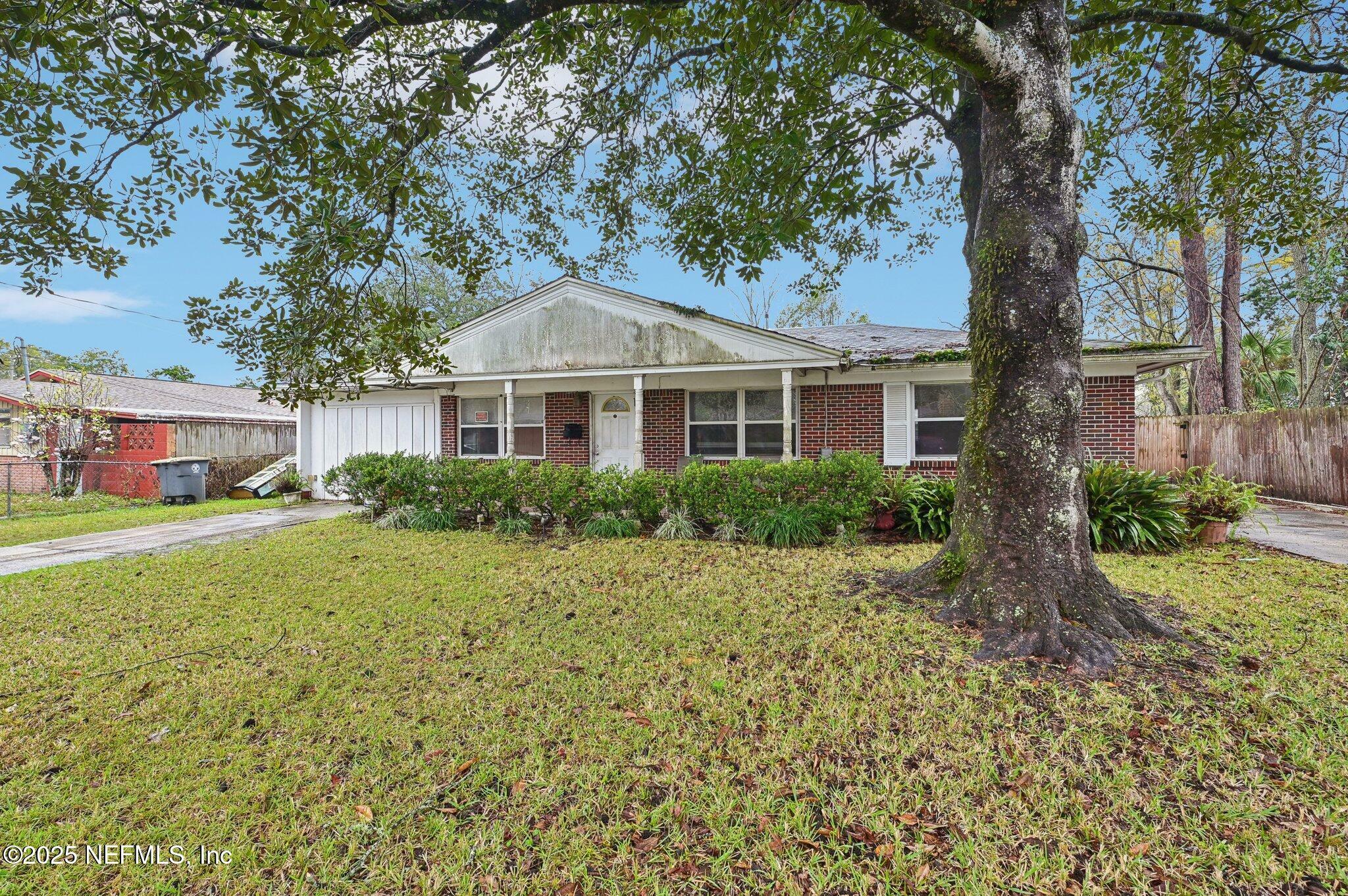 Property Photo:  4429 Vancouver Drive  FL 32207 