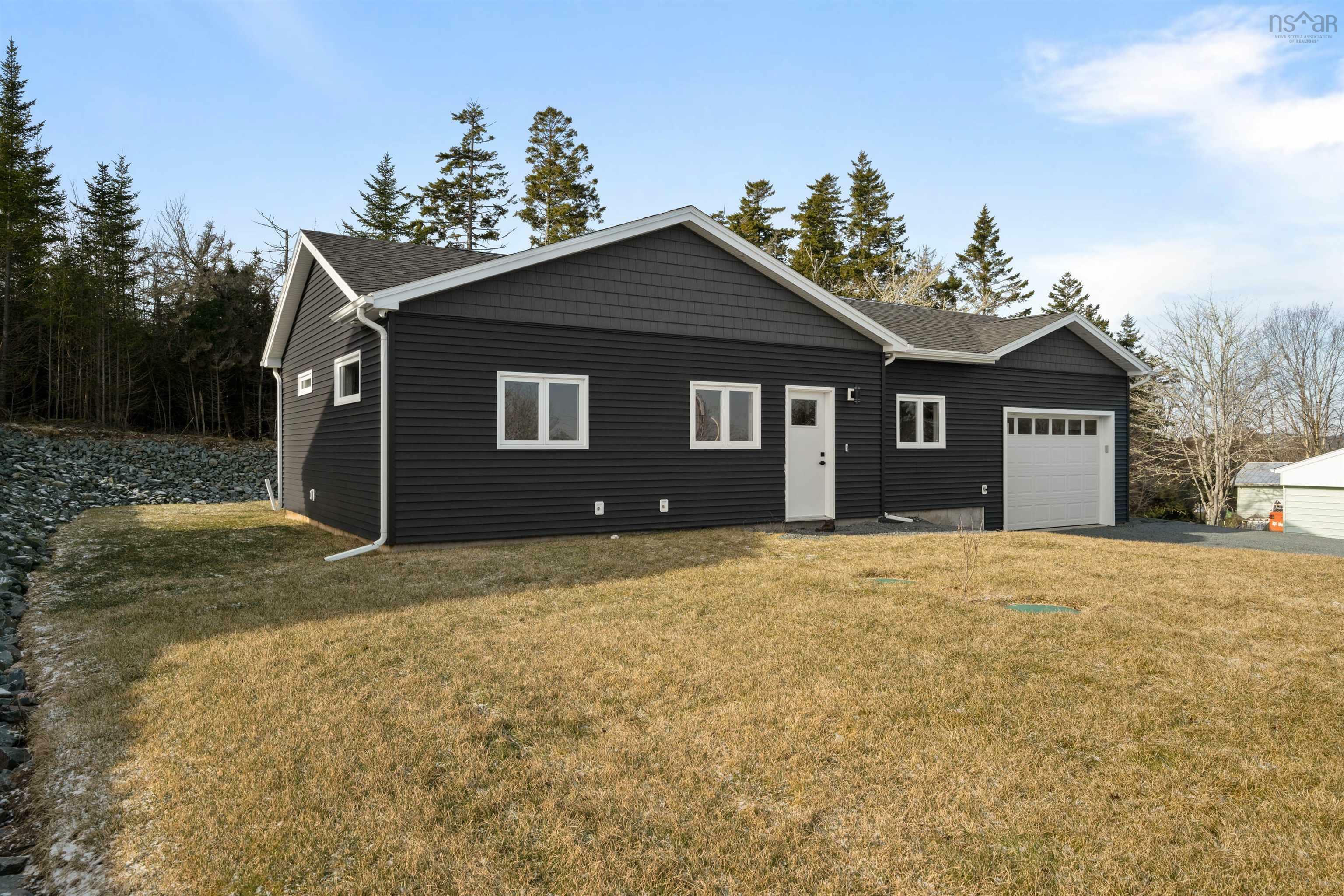 Property Photo:  31 Shelly Crescent  NS B0J 2L0 