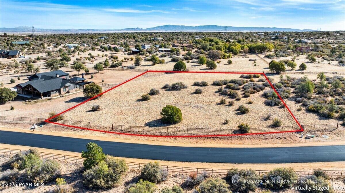 Property Photo: 9615 N Equine Road AZ 86305