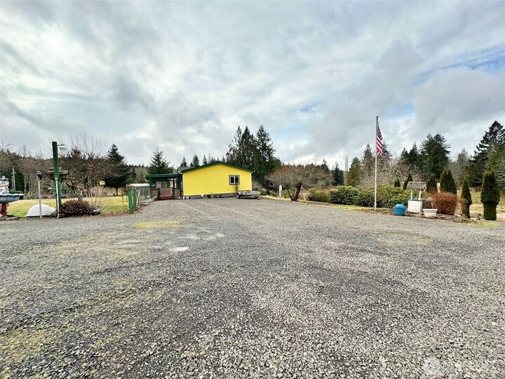 Property Photo:  886 20  Salmon Creek Road  WA 98564 