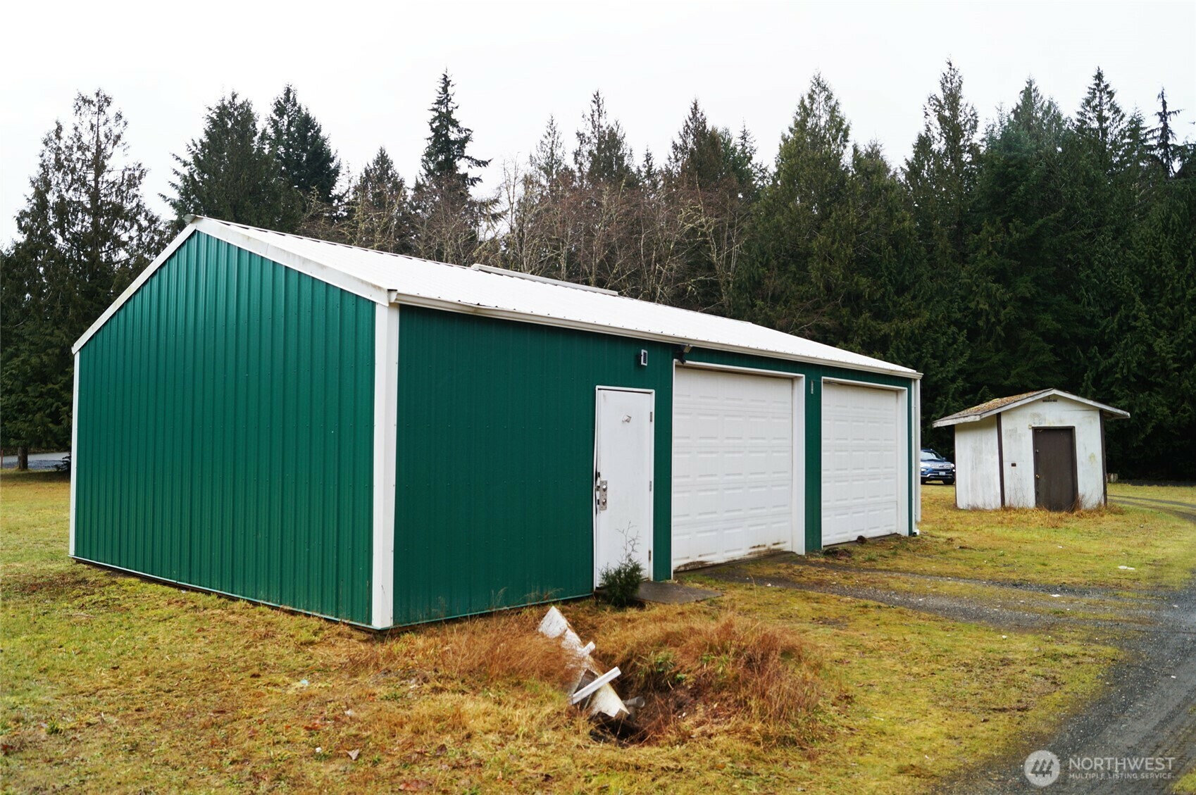 Property Photo:  3070 E Harstine Island Road  S  WA 98584 